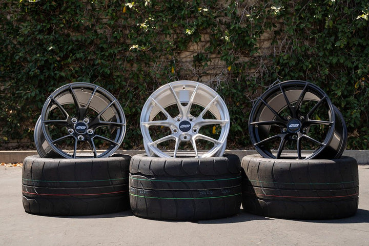 19x9" ET50 APEX VS-5RS Forged Porsche Wheel 5-Lug - Hinz Motorsport